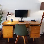 Vic Arts House 게스트하우스 *
