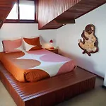 Vic Arts House * 아베이루
