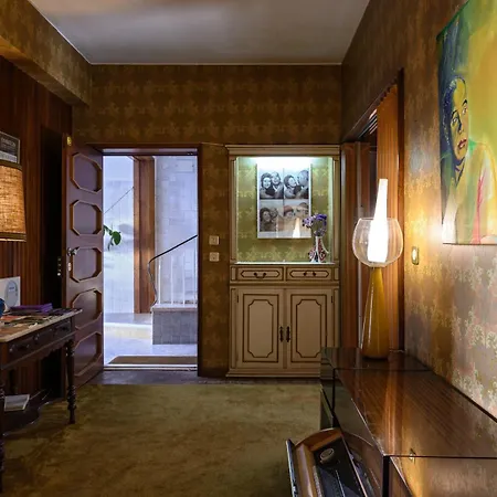 Vic Arts House