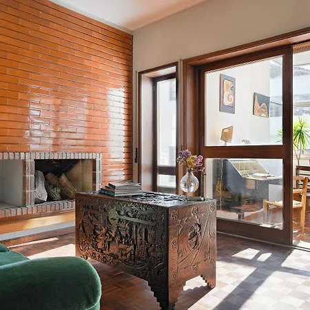 Gasthuis Vic Arts House Aveiro