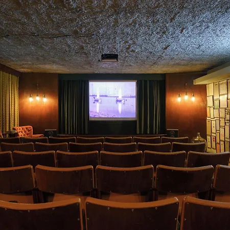 Gasthuis Vic Arts House *