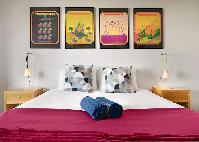 Vic Arts House בית הארחה *