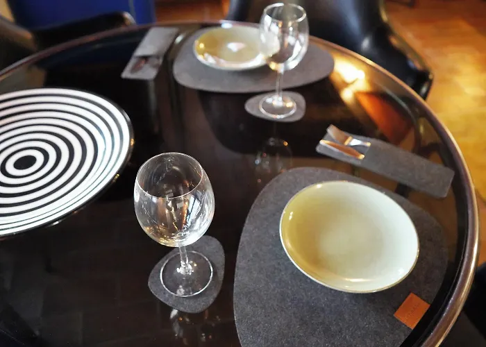 Vic Arts House בית הארחה אבאירו